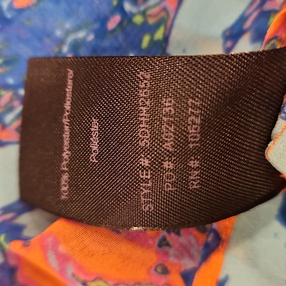 💕HALE BOB💕 Bedazzled Multi-Color Snakeskin Blouse Small - Picture 8 of 8